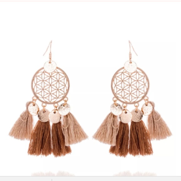 Jewelry - *NEW* TASSEL DROP EARRINGS